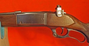 Note cartridge counter window at lower front of receiver